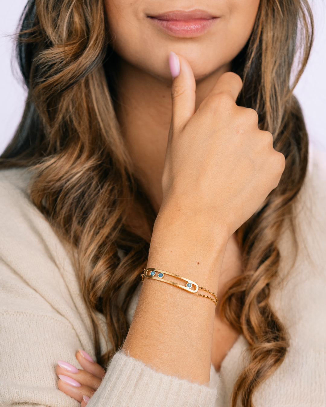 Bracelet et boucles d'oreilles avec pierre aventurine bleue